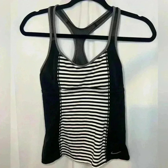 Women’s Nike Active Swim Top - Picture 1 of 3